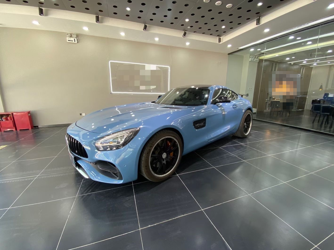 ܇{-amg gt